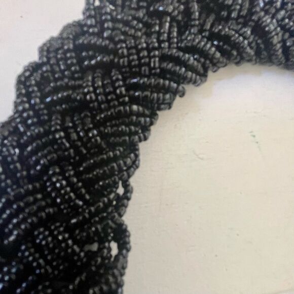 Black beaded statement necklace - Picture 9 of 9